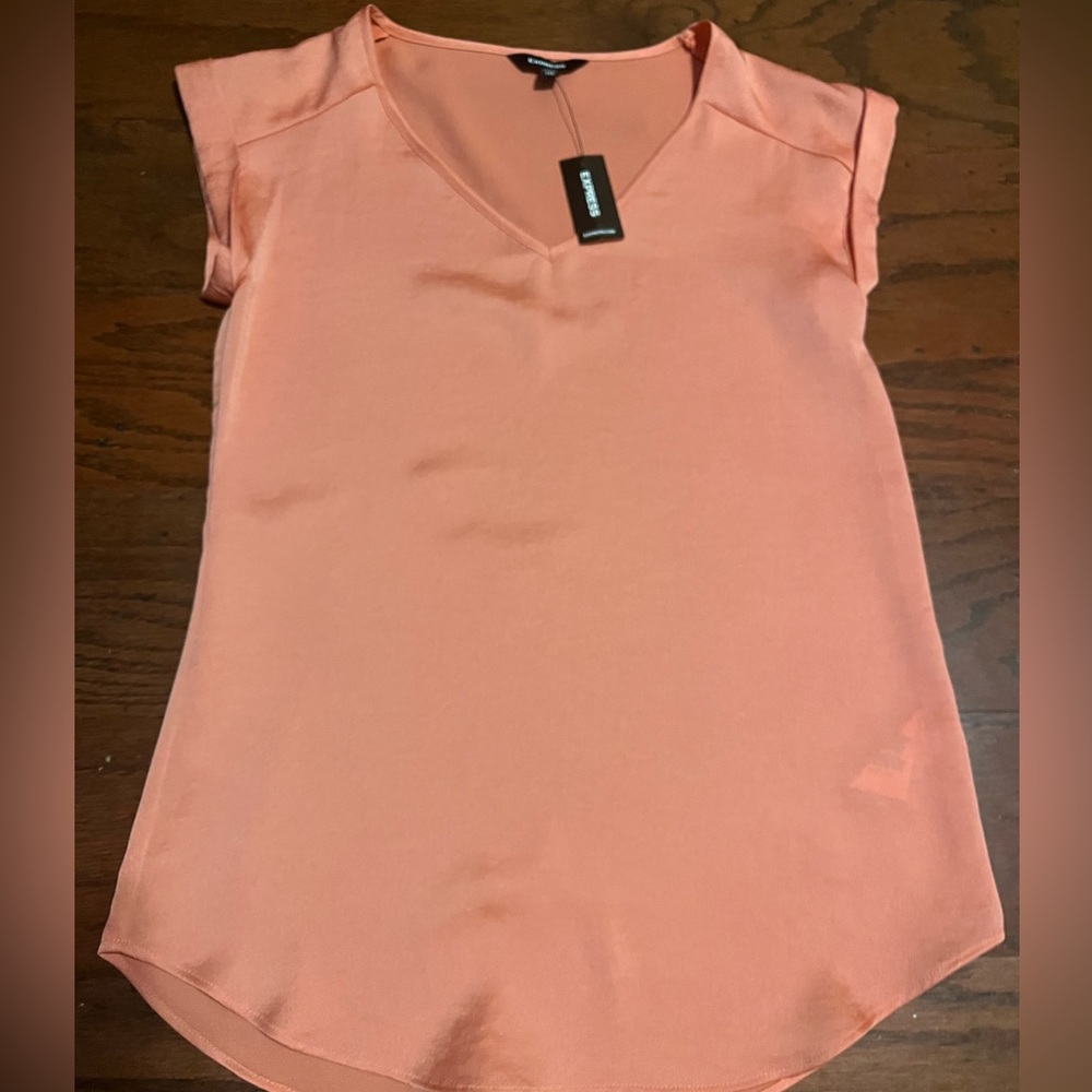 ⭐️ Express Coral Satin V-Neck Blouse XXS